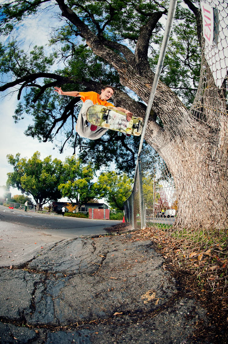 frankie decker grab grind2 BURNETT DZ